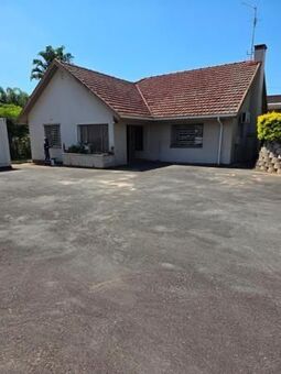 3 Bedroom House in Sarnia