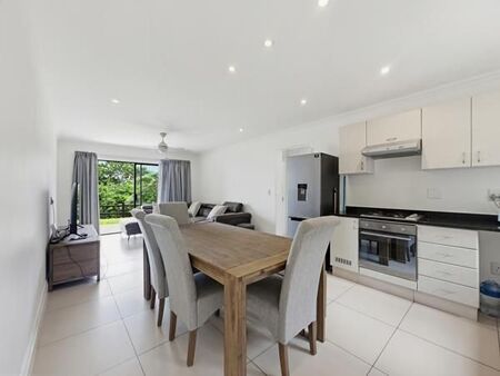 2 Bedroom Apartment in Shakas Rock