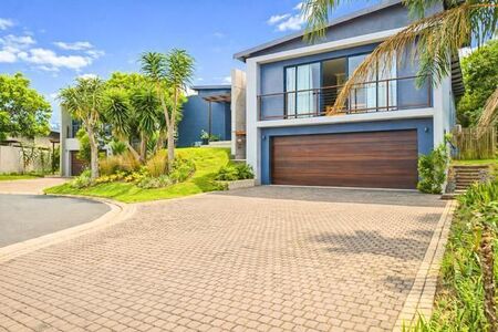 4 Bedroom House in Palm Lakes Estate