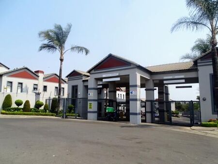 2 Bedroom Apartment in Honeydew