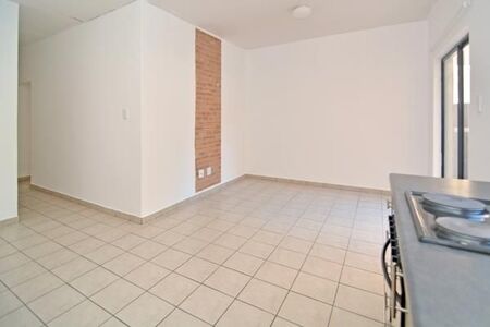 2 Bedroom Apartment in Roodepoort Central