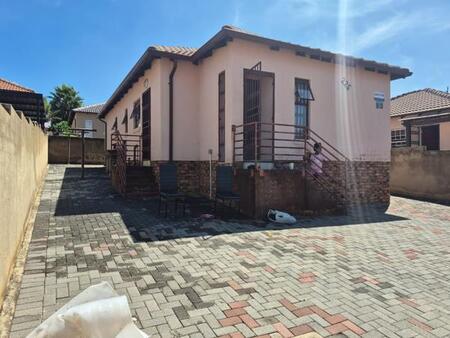 3 Bedroom House in Atteridgeville