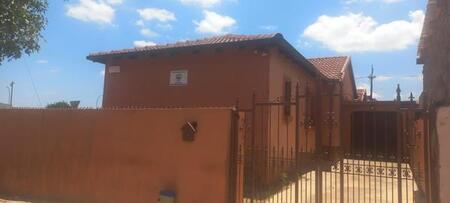 3 Bedroom House in Saulsville