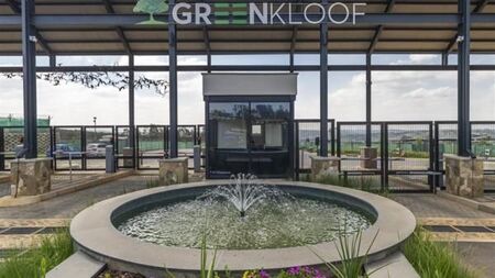 2 Bedroom Apartment in Mooikloof Equestrian Estate