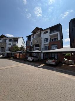 2 Bedroom Apartment in Willow Park Manor