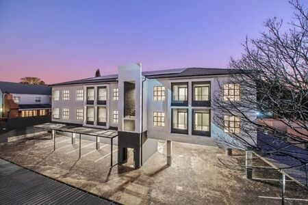 Studio apartment in Menlo Park