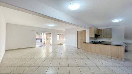 3 Bedroom Townhouse in Sinoville