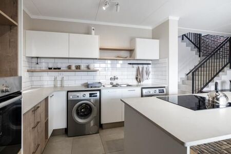 3 Bedroom House in Theresapark