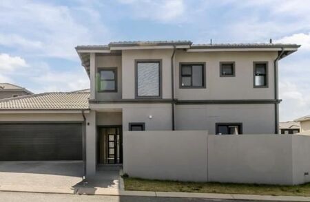 3 Bedroom Cluster in Fourways