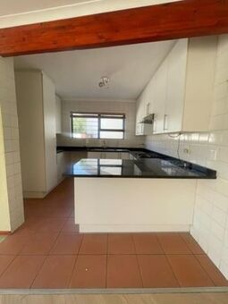 3 Bedroom Townhouse in Sunninghill