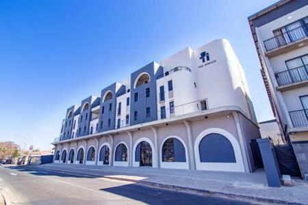 1 Bedroom Apartment in Bramley