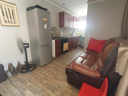 1 Bedroom Flat in Ormonde