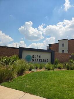 2 Bedroom Apartment in Glen Marais