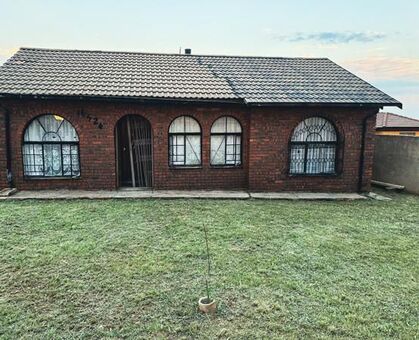 3 Bedroom House in Vosloorus