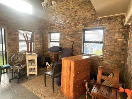 2 Bedroom House in Sandbaai