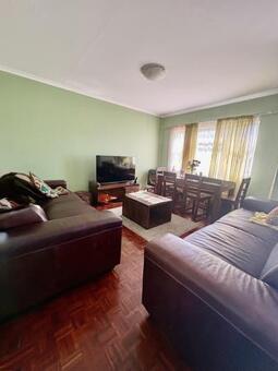 2 Bedroom Apartment in Claremont