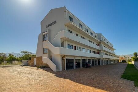 2 Bedroom Apartment in Strand North