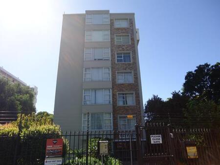 2 Bedroom Apartment in Kenilworth