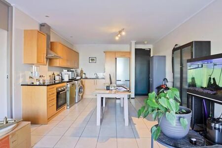 1 Bedroom Apartment in Century City