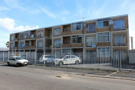 1 Bedroom Flat in Vasco Estate