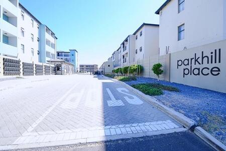 2 Bedroom Apartment in Parklands