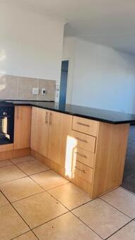 2 Bedroom Apartment in Parklands