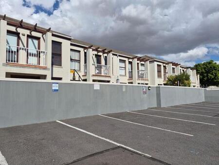 3 Bedroom Townhouse in Parklands