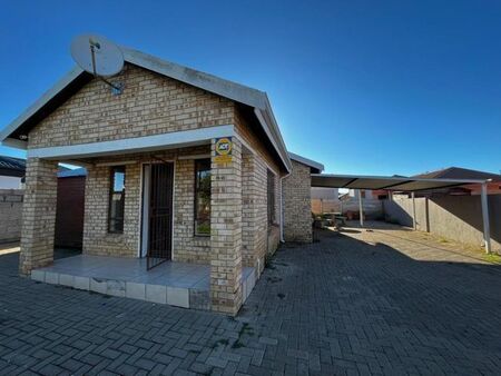3 Bedroom house to rent in Vista Park, Bloemfontein
