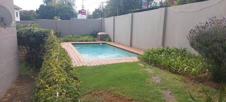 1 Bedroom apartment to rent in Saxonwold, Johannesburg