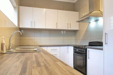 1 Bedroom apartment to rent in Rondebosch, Cape Town