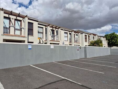 3 Bedroom townhouse - sectional to rent in Parklands, Blouberg