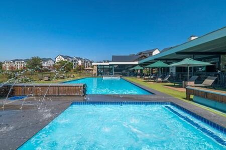 1 Bedroom Apartment in Linbro Park