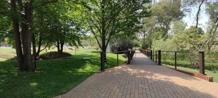 Studio Apartment in Douglasdale