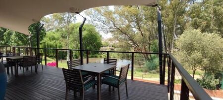 Studio Apartment in Douglasdale