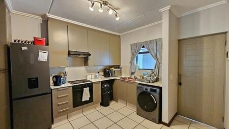 2 Bedroom Apartment in Bryanston