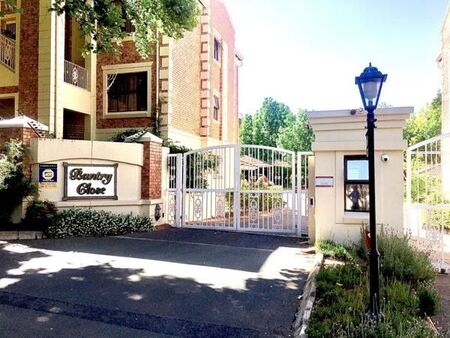 2 Bedroom Apartment in Bryanston