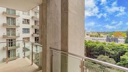 2 Bedroom House in Rosebank