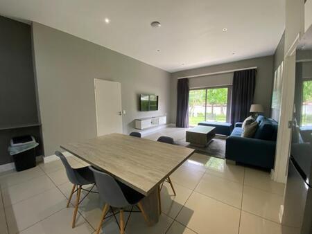 2 Bedroom Apartment in Rosebank