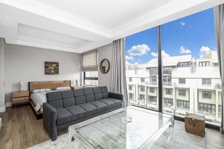 Studio apartment in Melrose Arch