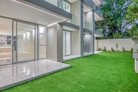 3 Bedroom Apartment in Melrose Estate