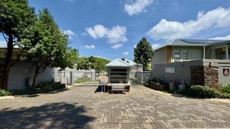 2 Bedroom Apartment in Westcliff