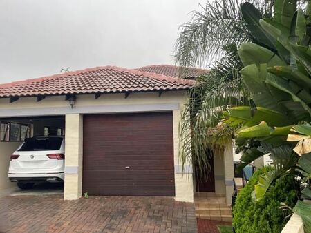 3 Bedroom Cluster in Bloubosrand