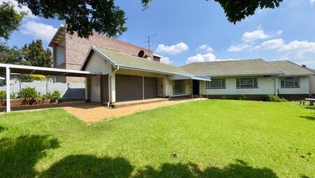 4 Bedroom House in Montgomery Park