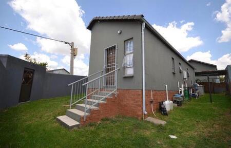 3 Bedroom House in South Hills