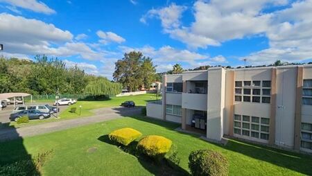 3 Bedroom Apartment in Glenanda