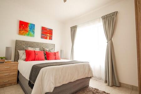 4 Bedroom Apartment in Esther Park