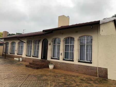 3 Bedroom House in Highway Gardens