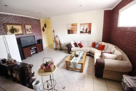 1 Bedroom Apartment in Edenvale