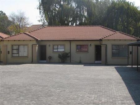 2 Bedroom Townhouse in Eastleigh