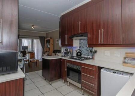 2 Bedroom Apartment in Greenstone Hill